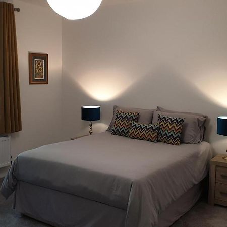 Beautiful Garden Apartment In Leafy St Leonards 5 Mins To Beach Exterior photo
