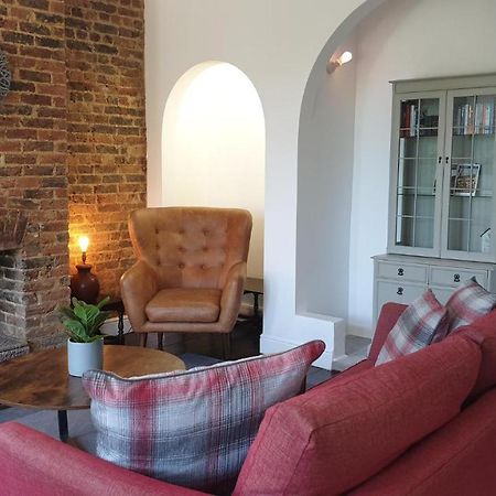 Beautiful Garden Apartment In Leafy St Leonards 5 Mins To Beach Exterior photo